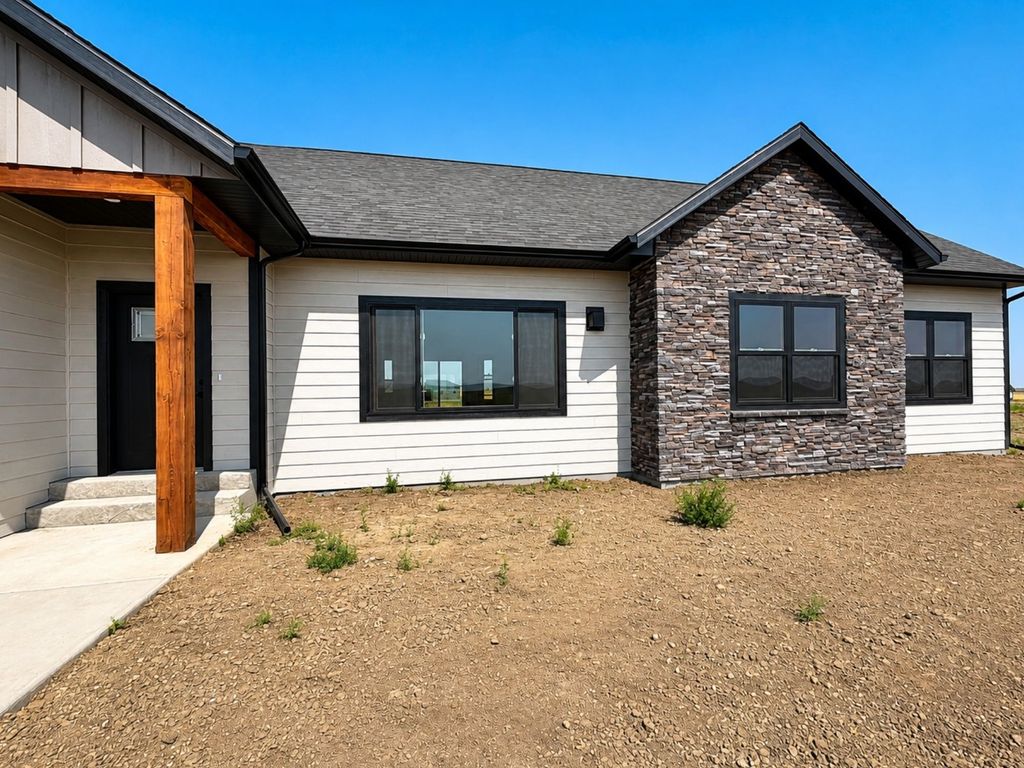141 Barn Wood Lane, Great Falls, MT 59405 photo 2