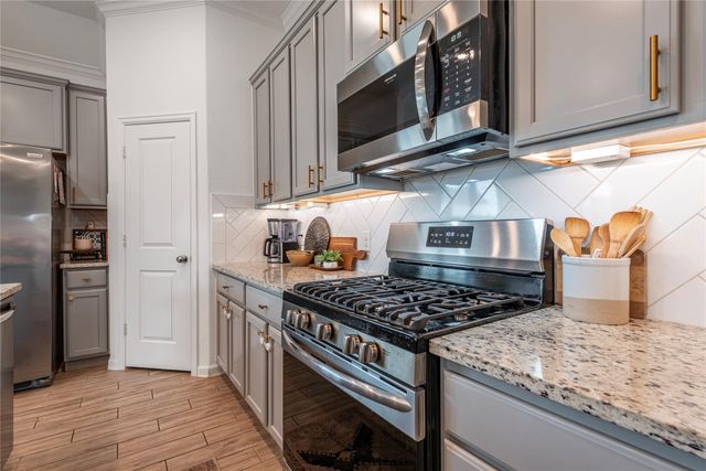 6321 Sawtooth Drive, League City, TX 77573