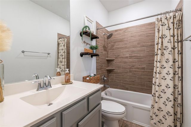 6321 Sawtooth Drive, League City, TX 77573