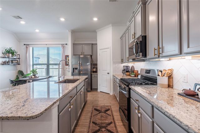 6321 Sawtooth Drive, League City, TX 77573