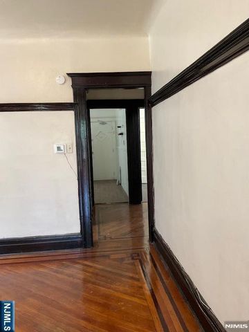 29 17th Street 2, East Orange, NJ 07018