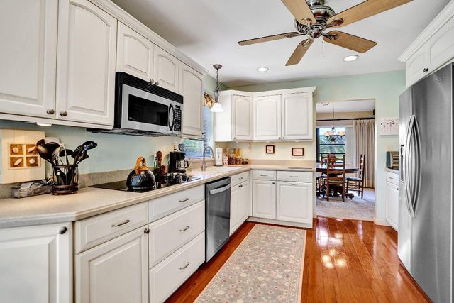 6010 Petaluma Drive, Boca Raton, FL 33433