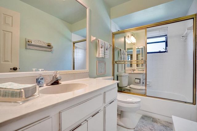 6010 Petaluma Drive, Boca Raton, FL 33433