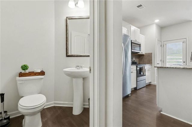 5699 Union Pointe Drive, Union City, GA 30291