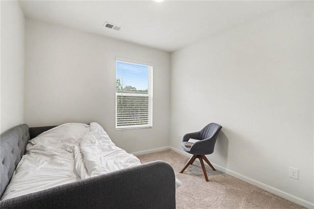 5699 Union Pointe Drive, Union City, GA 30291