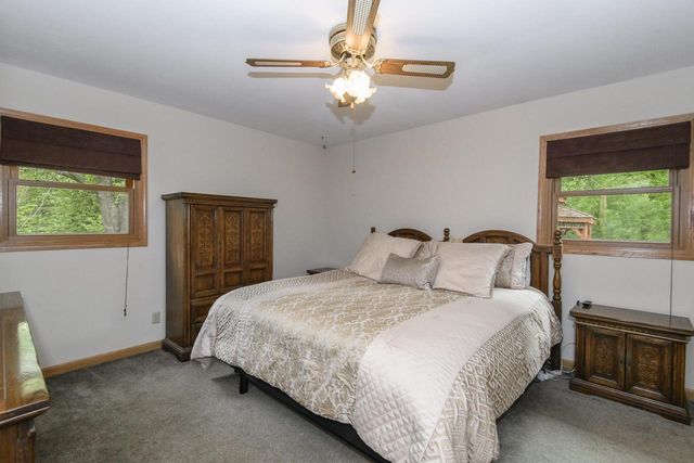 W164N9918 Robins WAY, Germantown, WI 53022