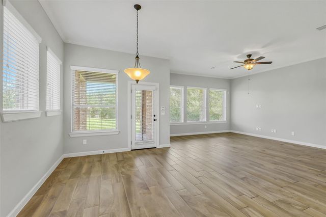 100 Castlegate Lane, Houston, TX 77065
