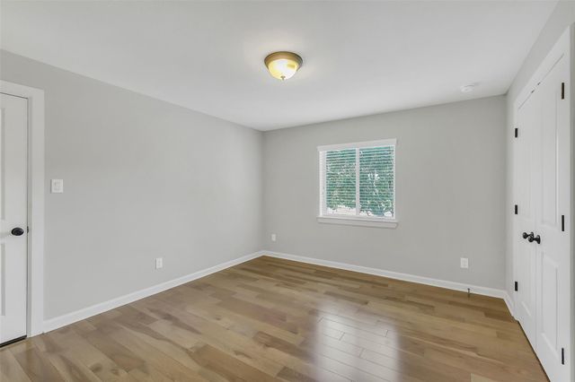 100 Castlegate Lane, Houston, TX 77065