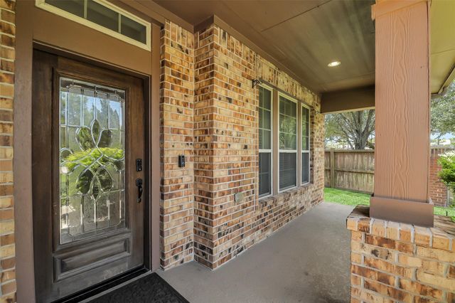 100 Castlegate Lane, Houston, TX 77065