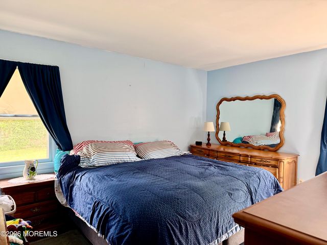 122 Beverly Drive, Barnegat, NJ 08005