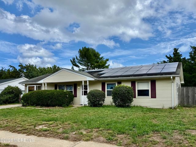 122 Beverly Drive, Barnegat, NJ 08005