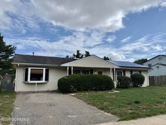 122 Beverly Drive, Barnegat, NJ 08005