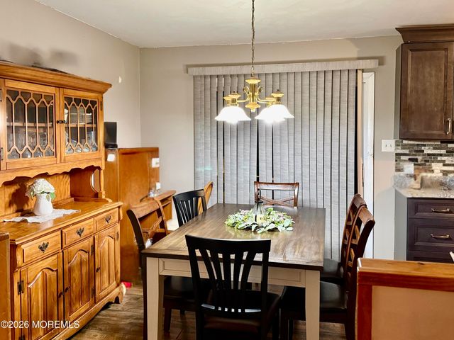 122 Beverly Drive, Barnegat, NJ 08005