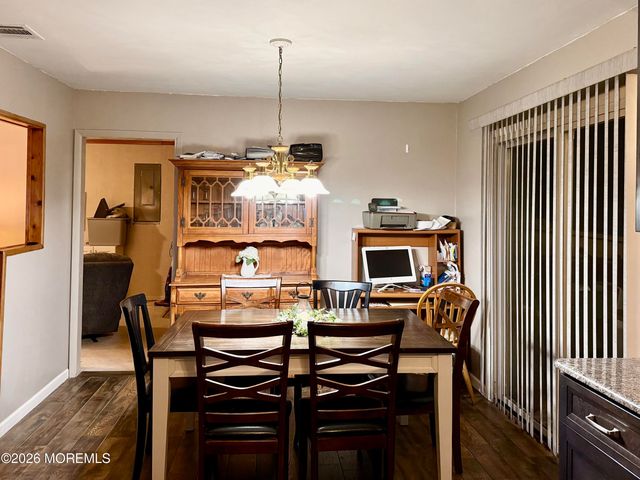122 Beverly Drive, Barnegat, NJ 08005