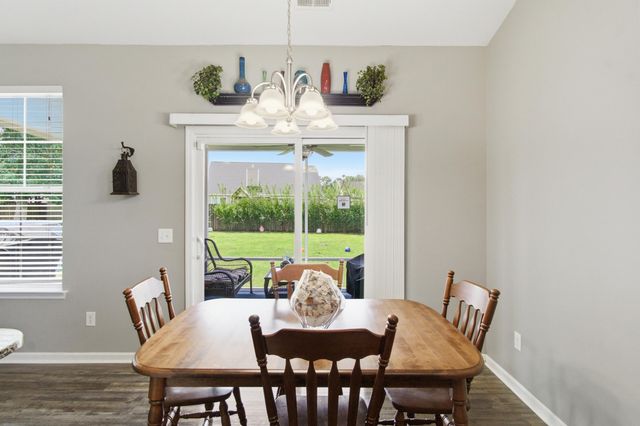1037 Bridlewood Farms, Ridgeville, SC 29472