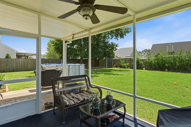 1037 Bridlewood Farms, Ridgeville, SC 29472