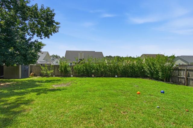 1037 Bridlewood Farms, Ridgeville, SC 29472