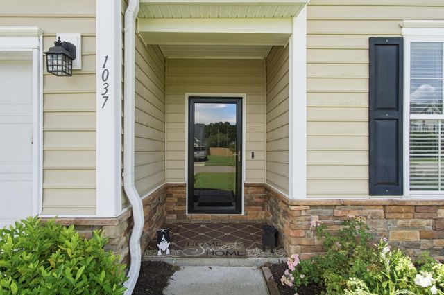 1037 Bridlewood Farms, Ridgeville, SC 29472