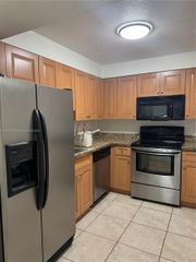 5122 NW 79th Ave 205, Doral, FL 33166