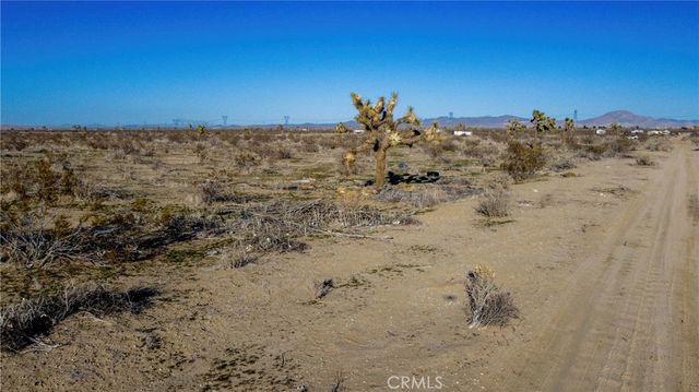 1 Auburn, Adelanto, CA 92301