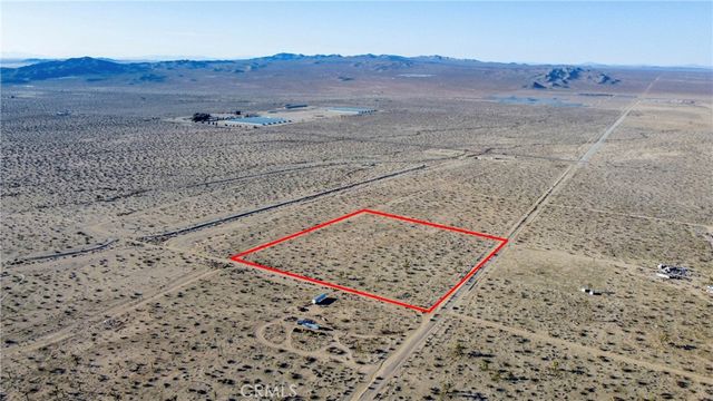 1 Auburn, Adelanto, CA 92301