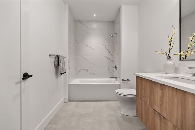 33 A St. 501, Boston, MA 02127