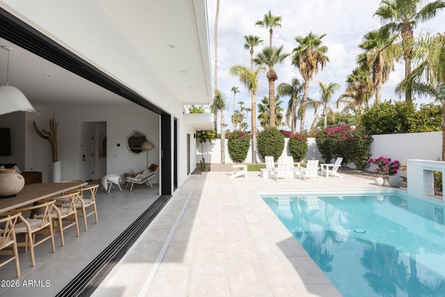 6511 E DREYFUS Avenue, Scottsdale, AZ 85254