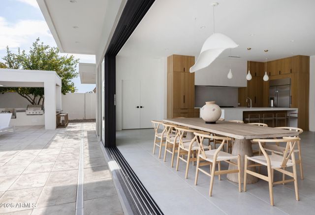 6511 E DREYFUS Avenue, Scottsdale, AZ 85254