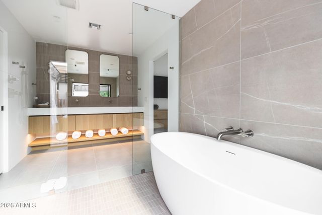 6511 E DREYFUS Avenue, Scottsdale, AZ 85254