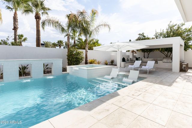 6511 E DREYFUS Avenue, Scottsdale, AZ 85254