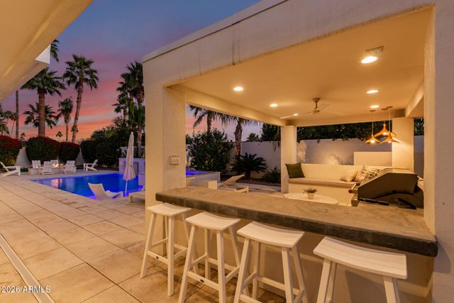 6511 E DREYFUS Avenue, Scottsdale, AZ 85254