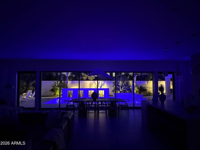 6511 E DREYFUS Avenue, Scottsdale, AZ 85254