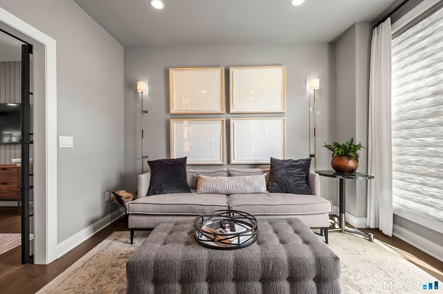 1 Brentwood Circle 1, Danbury, CT 06810