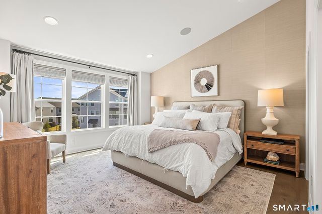 1 Brentwood Circle 1, Danbury, CT 06810