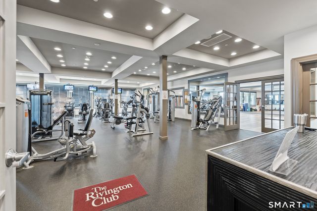 1 Brentwood Circle 1, Danbury, CT 06810