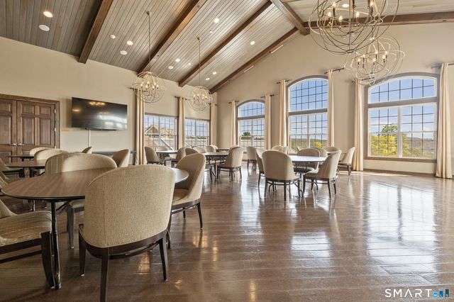 1 Brentwood Circle 1, Danbury, CT 06810