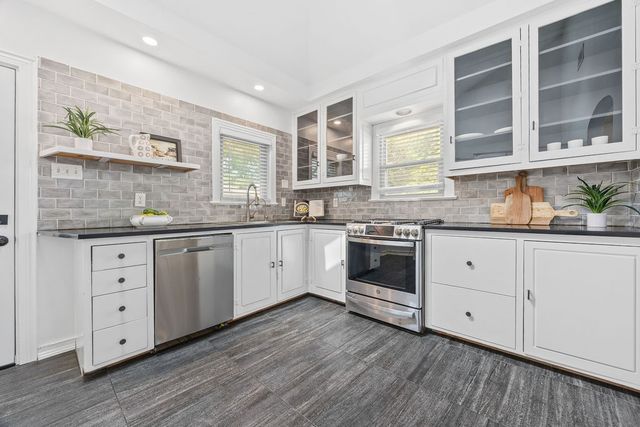 6030 Morningside Avenue, Dallas, TX 75206