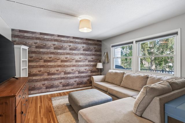 12113 Drake Street NW, Coon Rapids, MN 55448