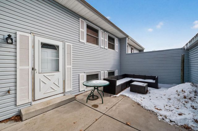 12113 Drake Street NW, Coon Rapids, MN 55448