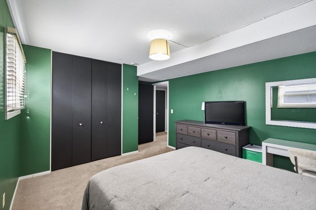 12113 Drake Street NW, Coon Rapids, MN 55448