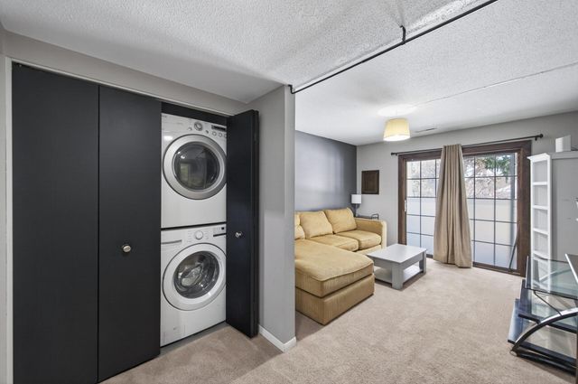 12113 Drake Street NW, Coon Rapids, MN 55448