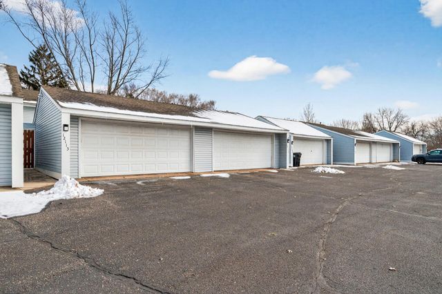 12113 Drake Street NW, Coon Rapids, MN 55448