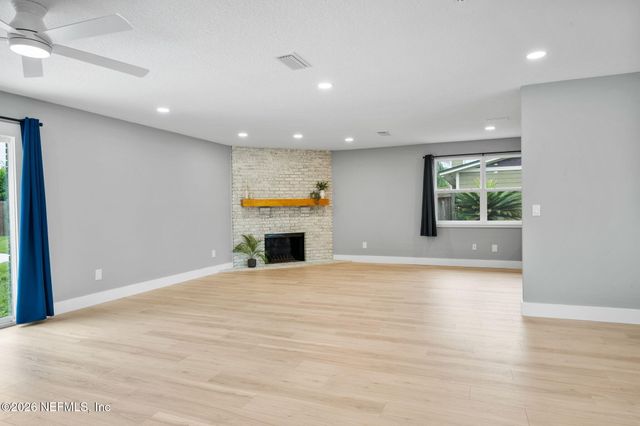 12452 TOUCAN Drive, Jacksonville, FL 32223