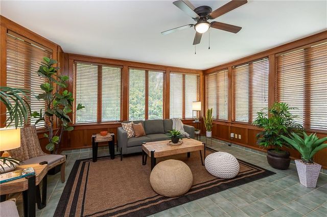 3640 Campbell Street, Kansas City, MO 64109