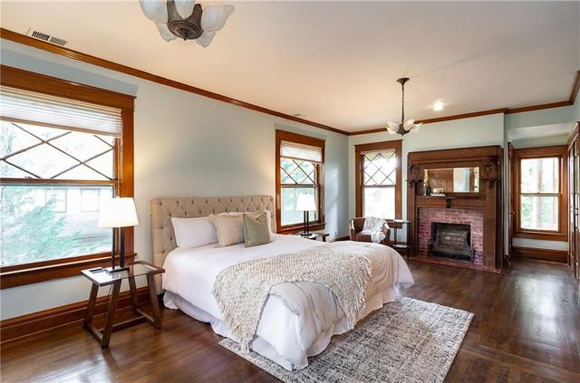 3640 Campbell Street, Kansas City, MO 64109
