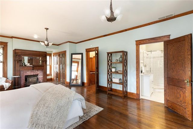 3640 Campbell Street, Kansas City, MO 64109