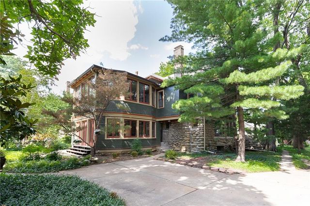 3640 Campbell Street, Kansas City, MO 64109