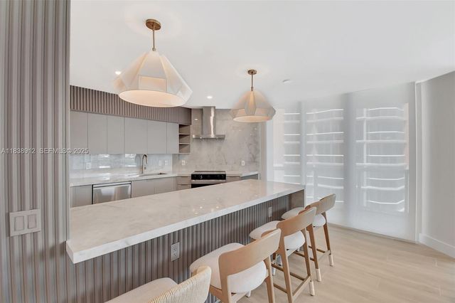 3370 Hidden Bay Drive 812, Aventura, FL 33180
