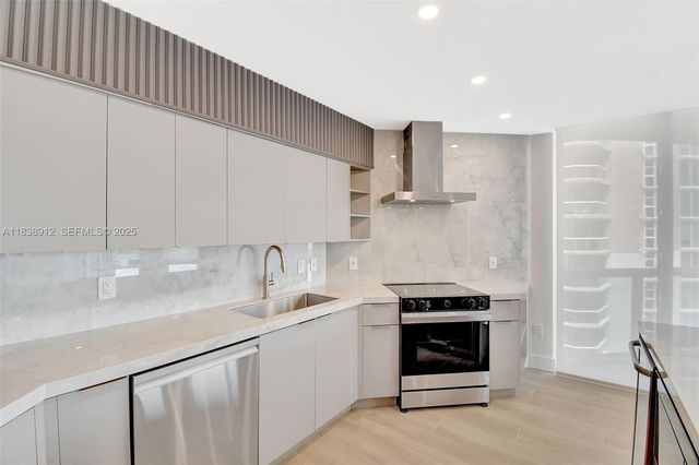 3370 Hidden Bay Drive 812, Aventura, FL 33180