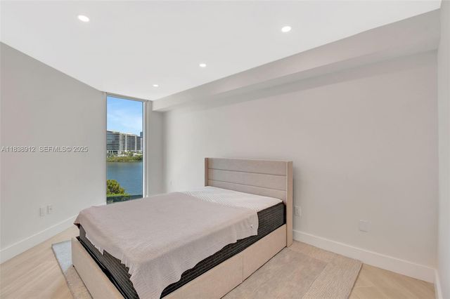 3370 Hidden Bay Drive 812, Aventura, FL 33180